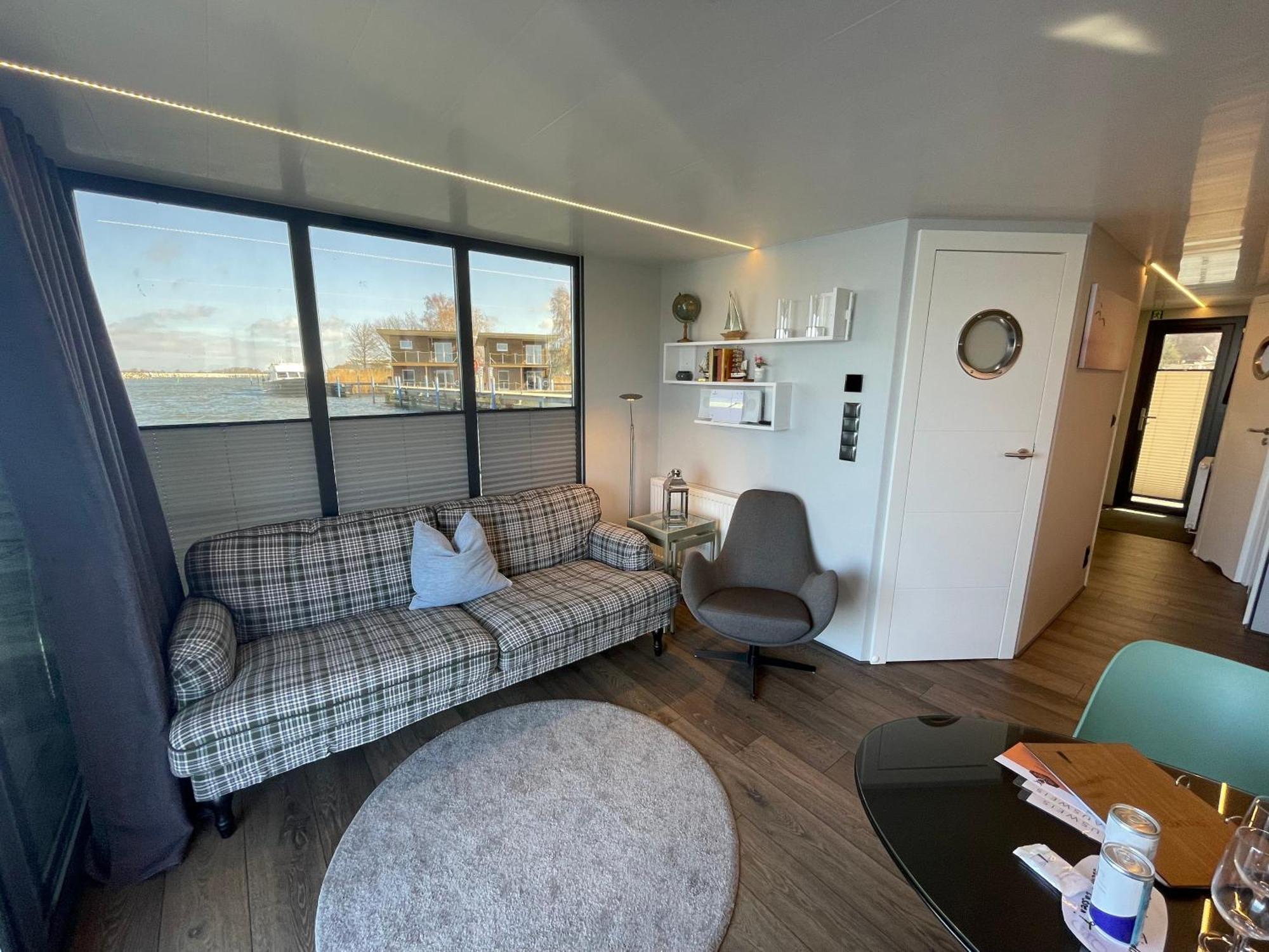 Hausboot Fjord Baltica Mit Dachterrasse In Barth Hotel Exterior foto